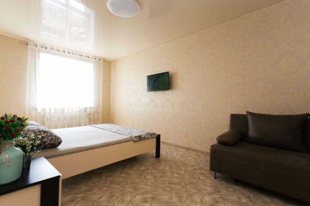 Luxury Apart-Hotel On Kharkovskaya Neer Manufaktura Sumy Esterno foto